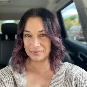 Meet your Posher, Elaina